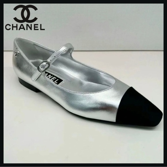 Chanel Silver mary jane flats leather - Picture 1 of 8
